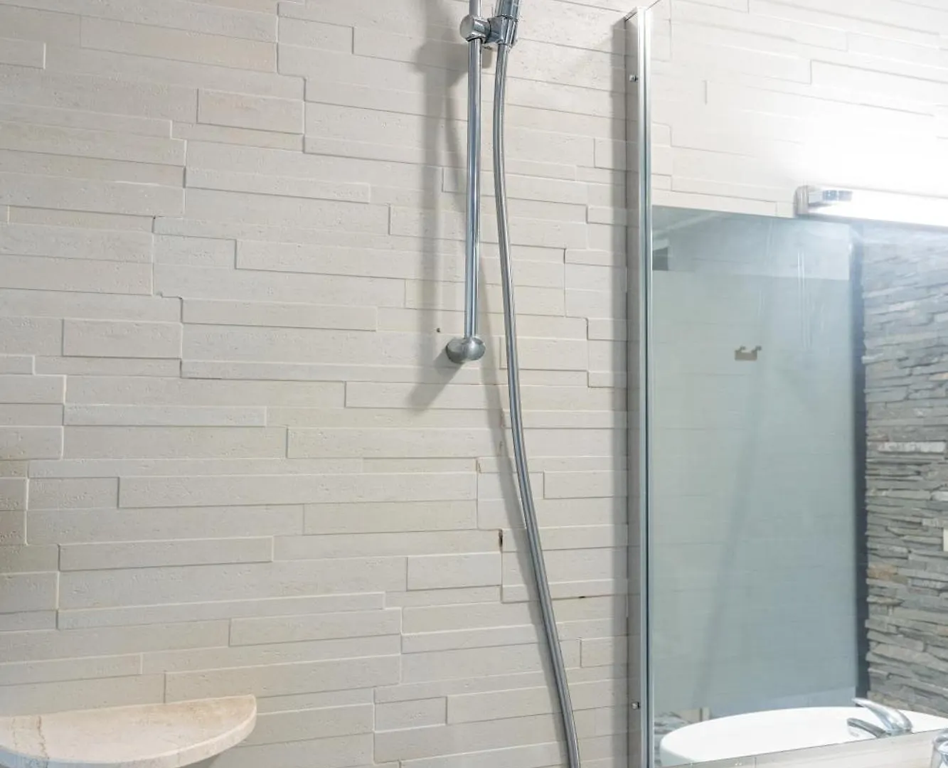 Aparthotel Rcr Einstein Studios Sofia Bulgaria