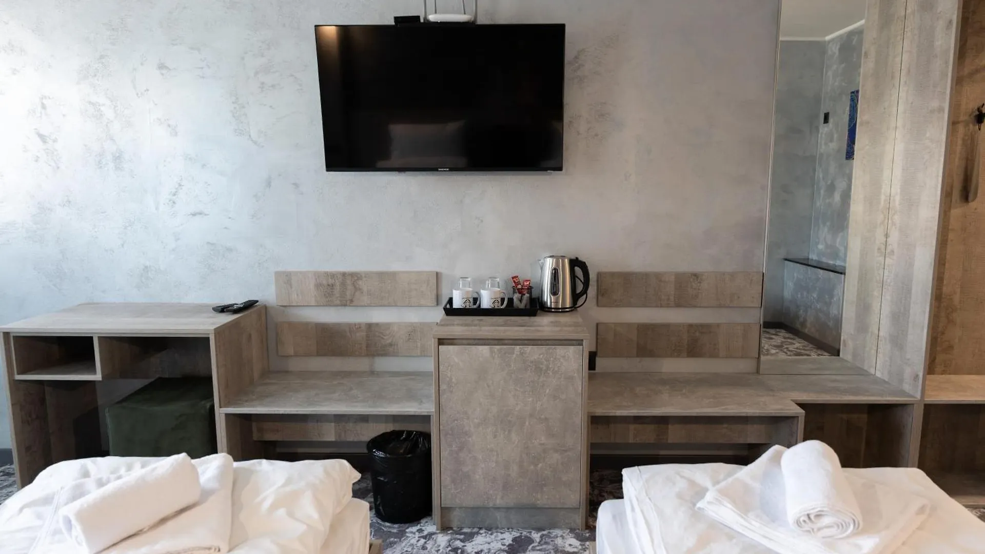 Rcr Einstein Studios Sofia Aparthotel